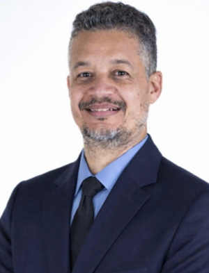 Corretor - Flávio Cruz